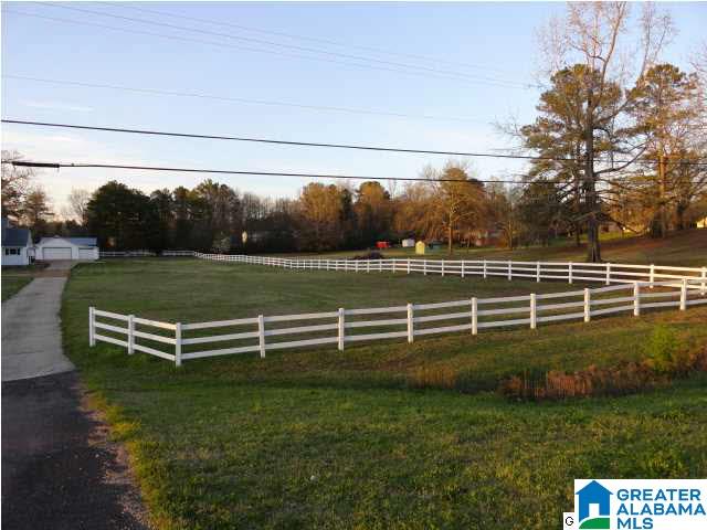 5191 Shady Crest Road Adamsville, AL 35005 - Photo 2 of 32