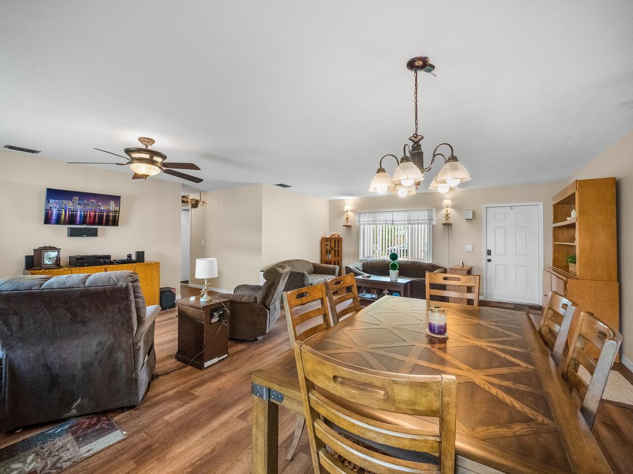 10710 Ember Street Boca Raton, FL 33428 - Photo 2 of 8 Great Room