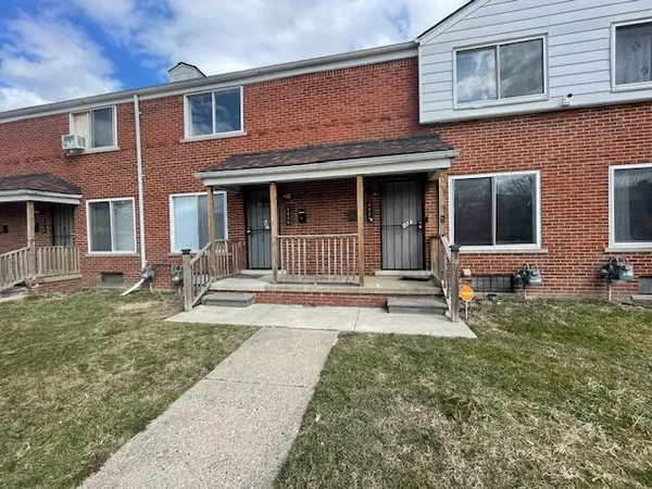 $999 | 3453 Ewald Circle, Detroit, MI 48204