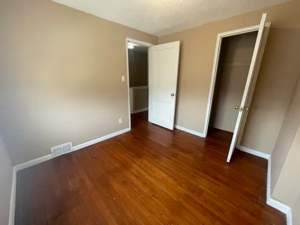 $999 | 3453 Ewald Circle, Detroit, MI 48204