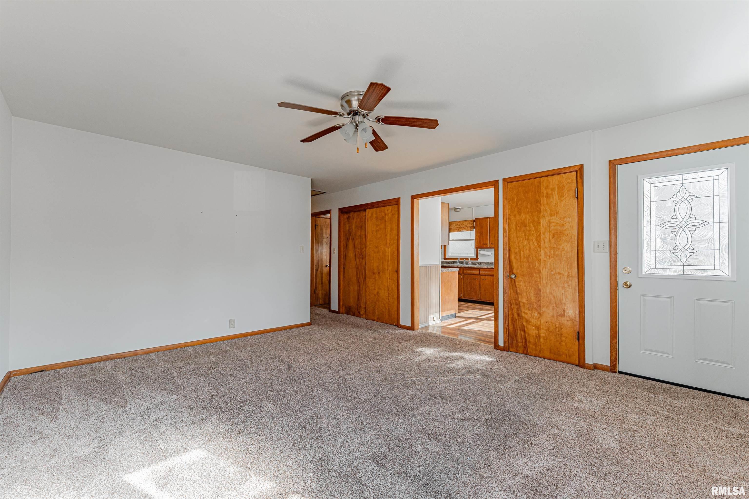 218 18th Street Lincoln, IL 62656 - Photo 12 of 25