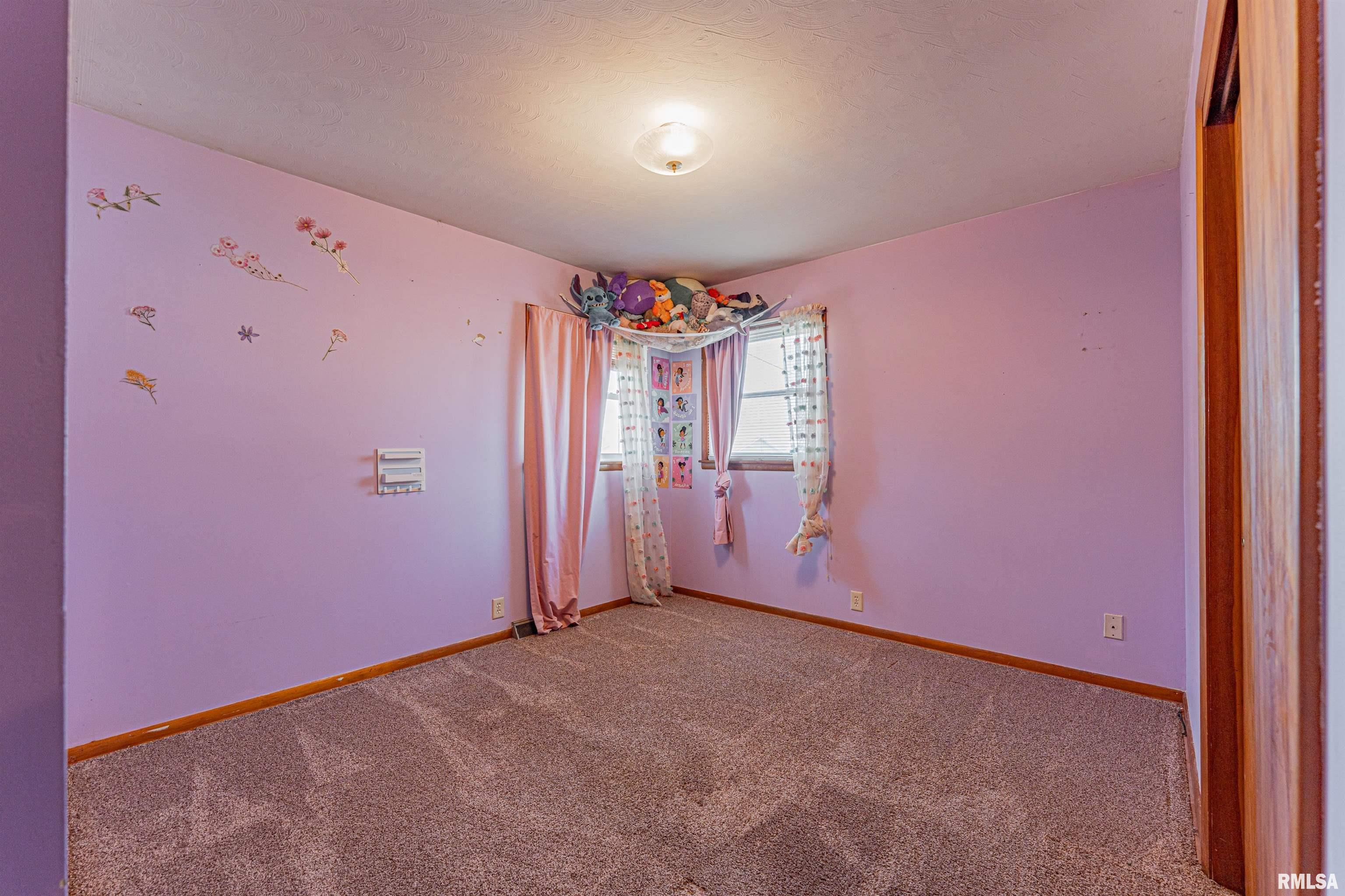 218 18th Street Lincoln, IL 62656 - Photo 15 of 25