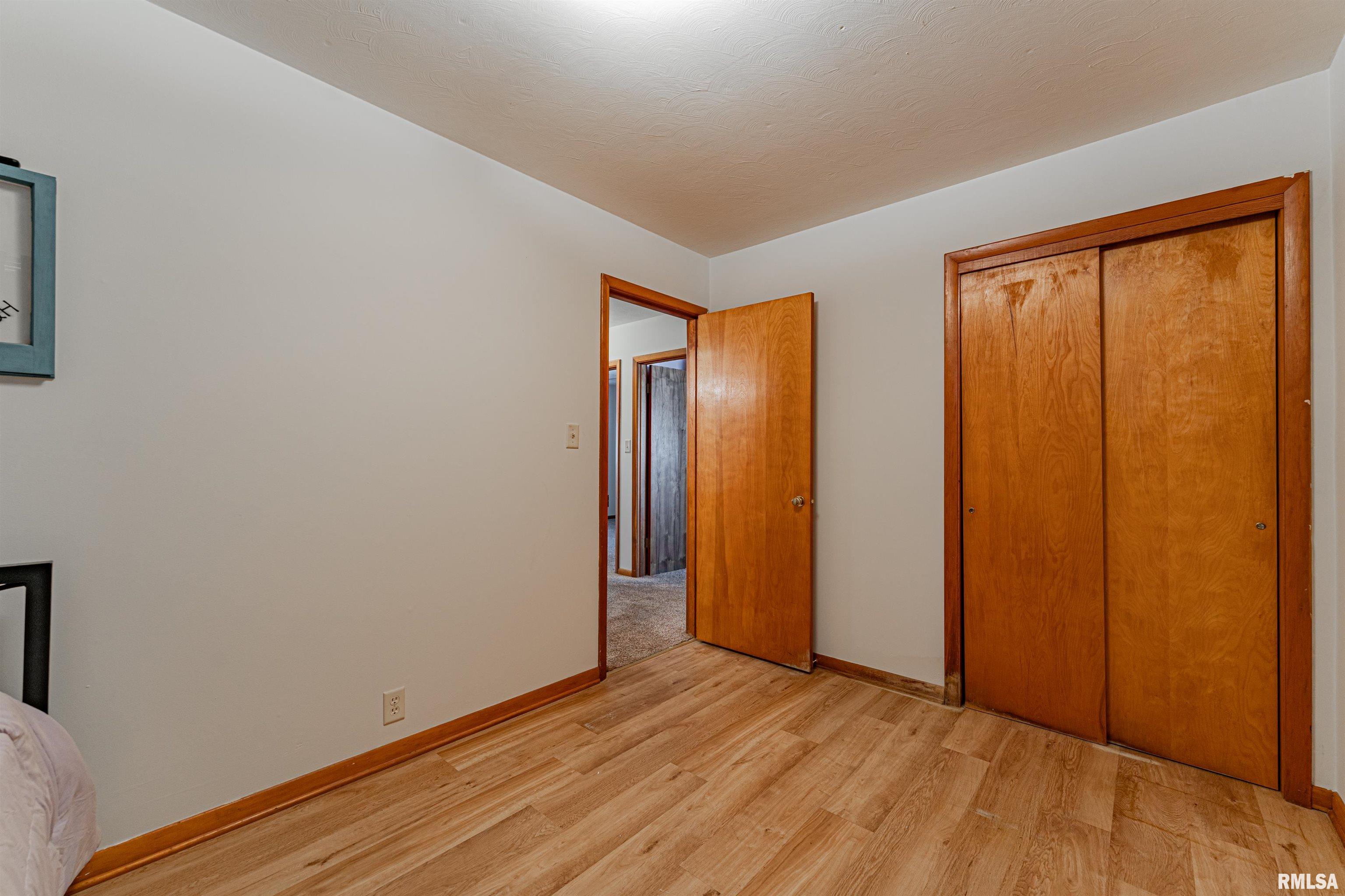 218 18th Street Lincoln, IL 62656 - Photo 18 of 25