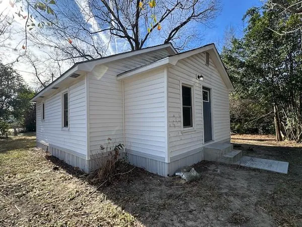 $90,000 | 10 Earle Street, Sumter, SC 29150