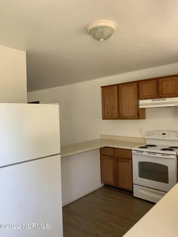 $850 | 21800 Old Wire Road, Unit E, Wagram, NC 28396