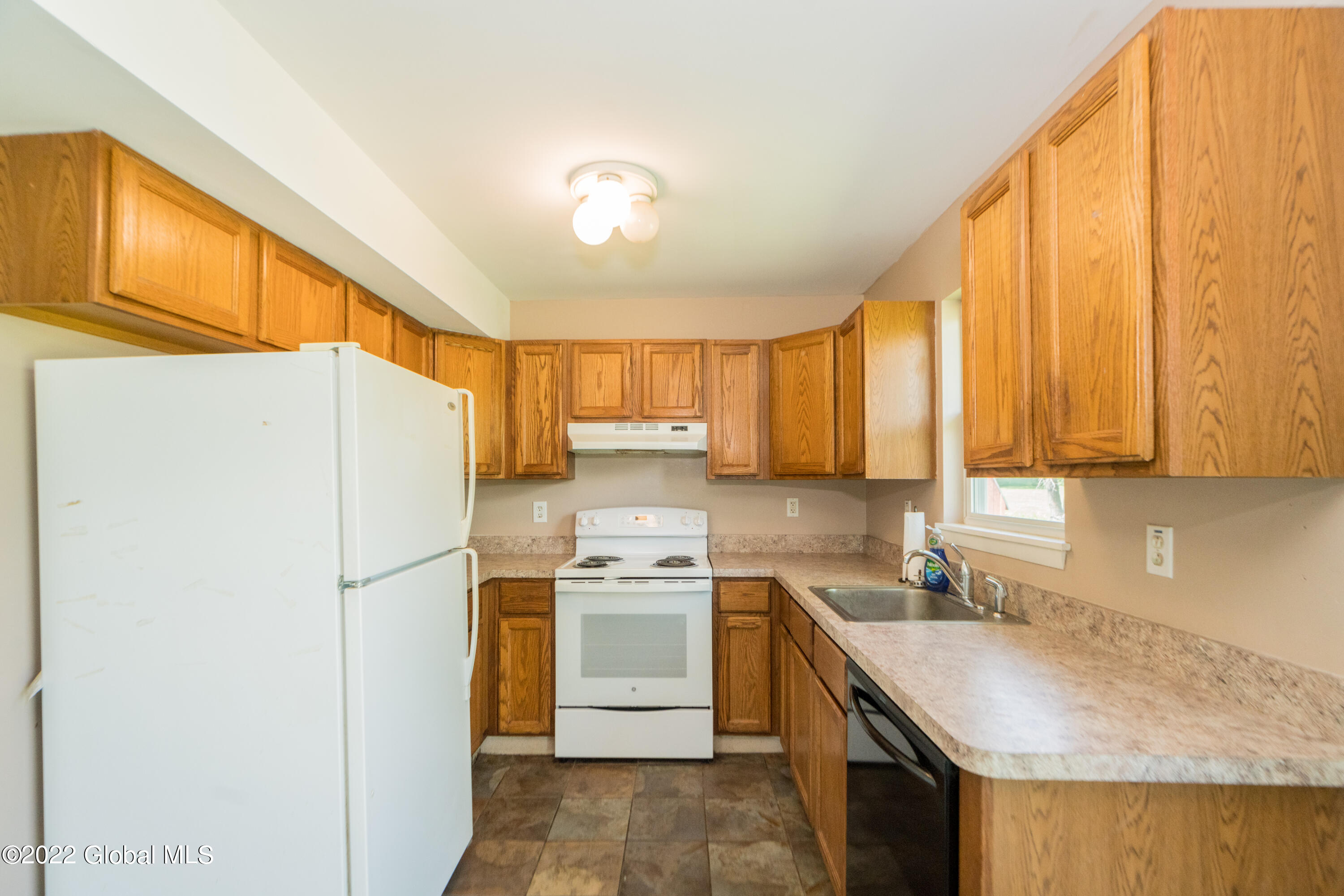 29 Locust Grove Road Greenfield, NY 12866 - Photo 17 of 35 DSC08229