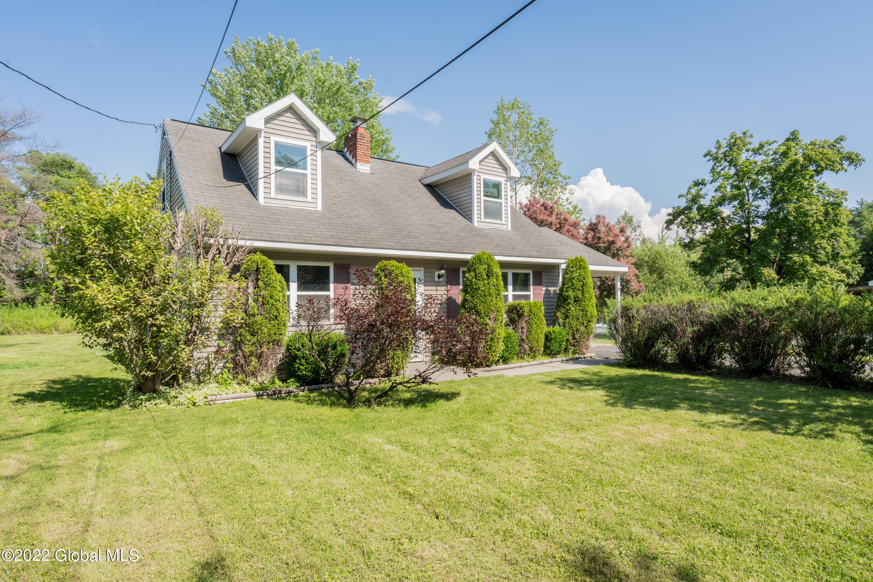 29 Locust Grove Road Greenfield, NY 12866 - Photo 3 of 35 DSC08244