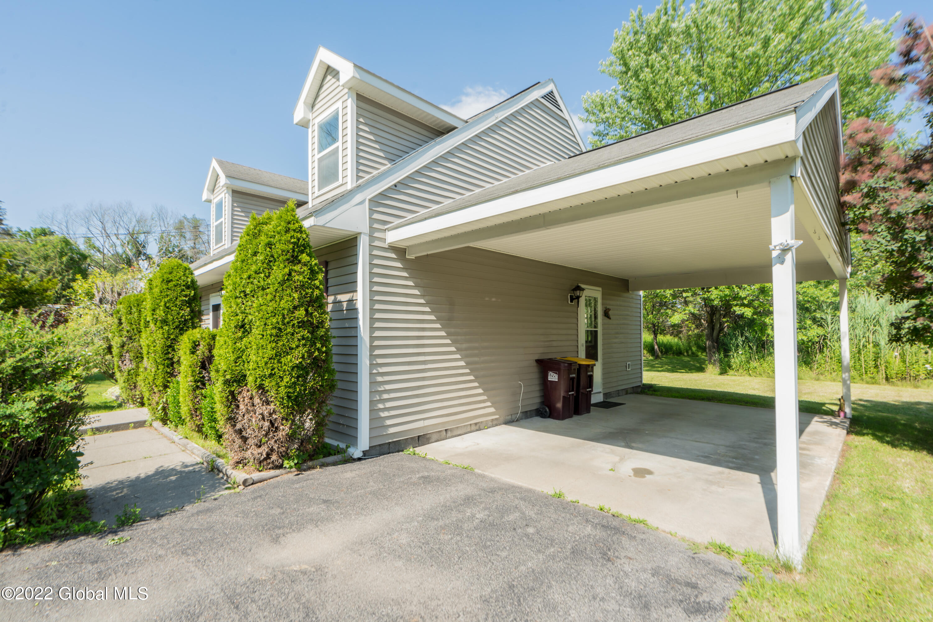 29 Locust Grove Road Greenfield, NY 12866 - Photo 5 of 35 DSC08253