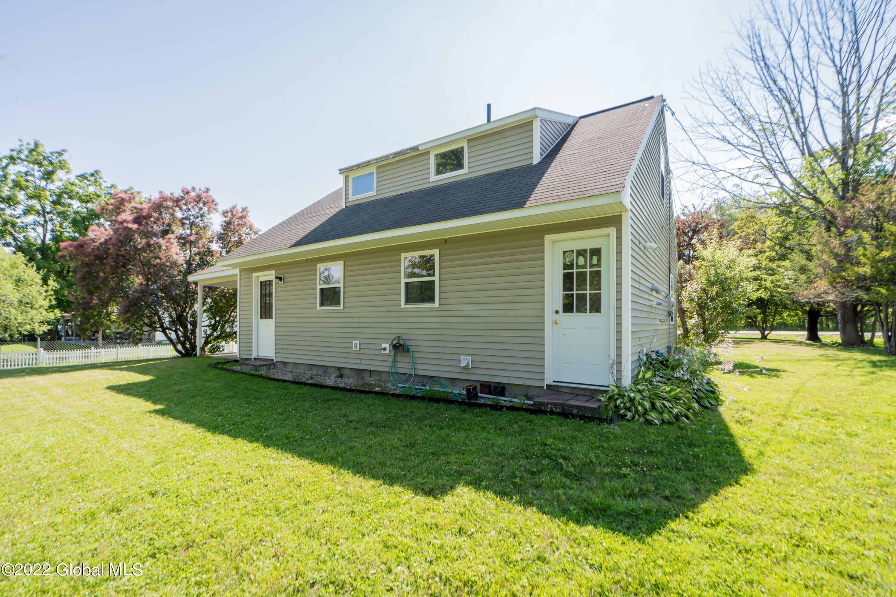 29 Locust Grove Road Greenfield, NY 12866 - Photo 7 of 35 DSC08240