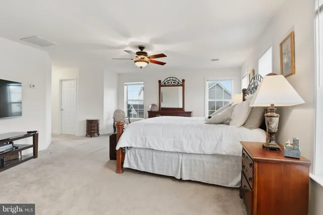 a view of a workspace with furniture