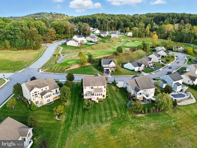 $575,000 | 1404 Crest Way, York, PA 17403