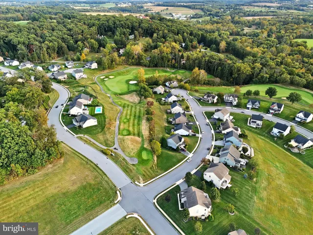 $575,000 | 1404 Crest Way, York, PA 17403