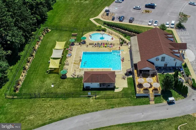 $575,000 | 1404 Crest Way, York, PA 17403