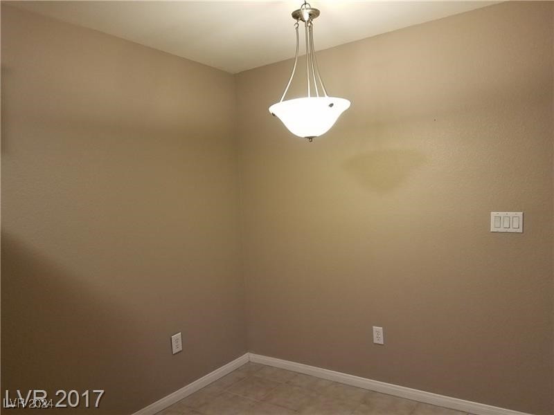 7701 West Robindale Road, Unit 169 Las Vegas, NV 89113 - Photo 4 of 16 Dining