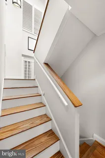 a view of entryway