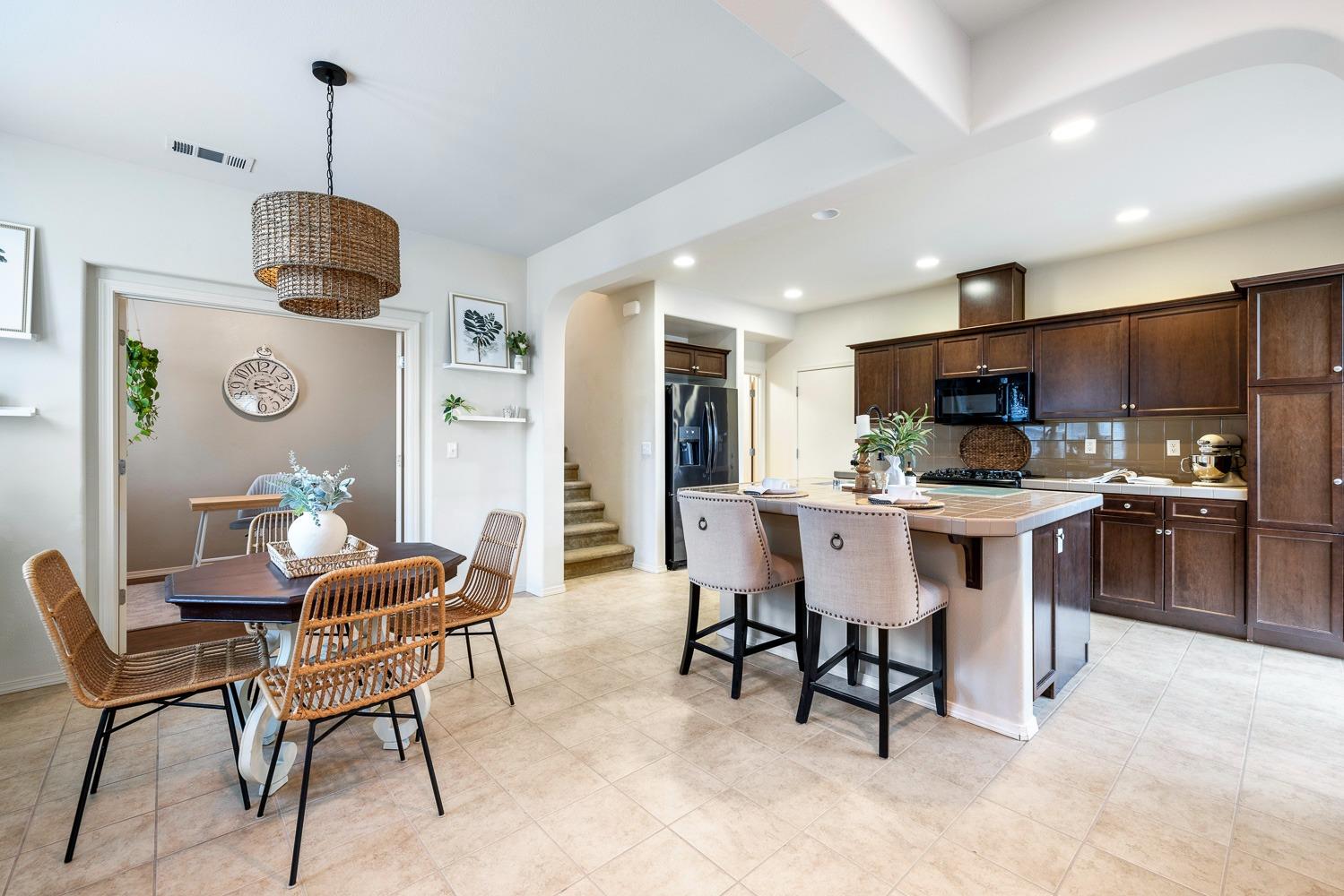 4085 Harlan Ranch Boulevard Clovis, CA 93619 - Photo 12 of 43