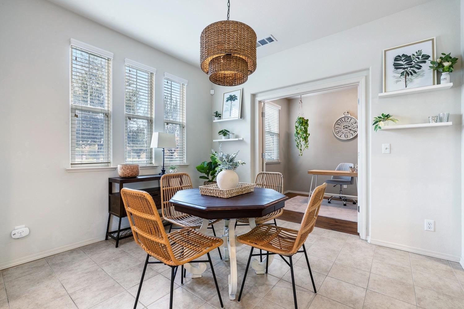 4085 Harlan Ranch Boulevard Clovis, CA 93619 - Photo 14 of 43