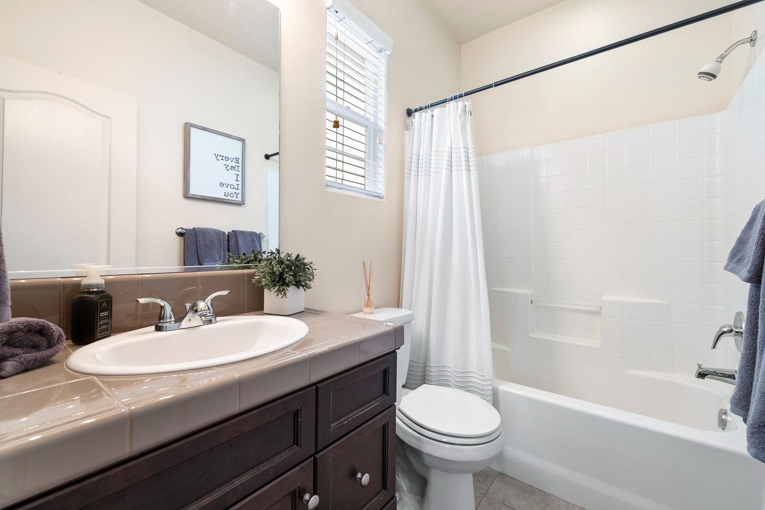 4085 Harlan Ranch Boulevard Clovis, CA 93619 - Photo 30 of 43