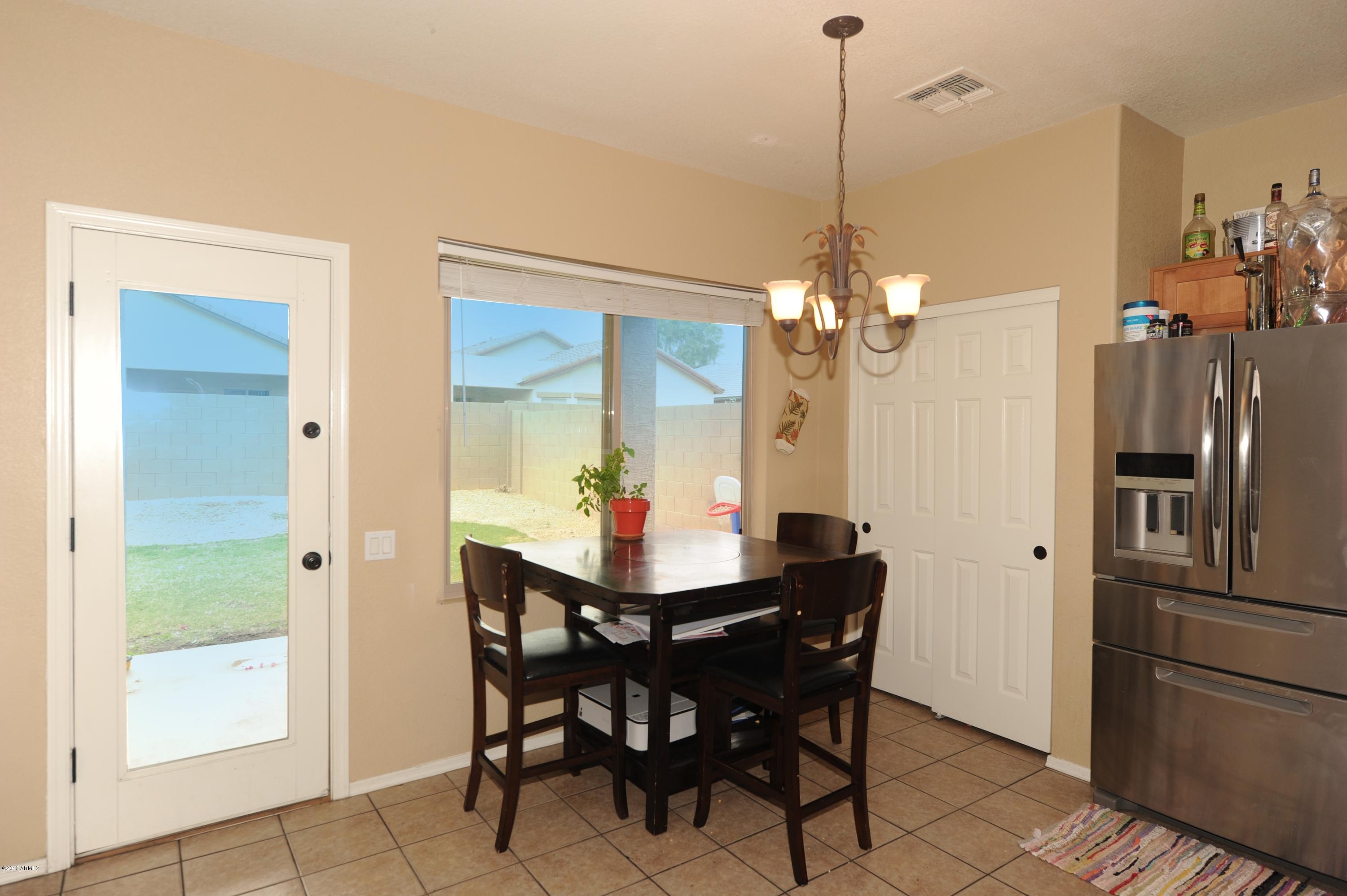 9120 West Berkeley Road Phoenix, AZ 85037 - Photo 13 of 24 R-Berkeley(MB)0032