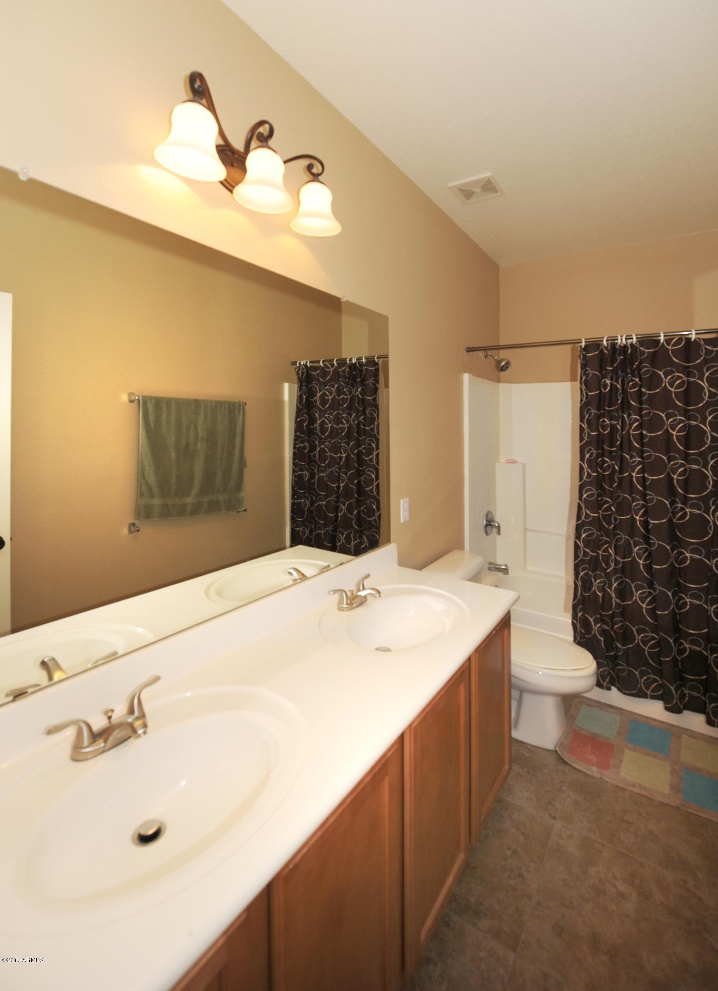 9120 West Berkeley Road Phoenix, AZ 85037 - Photo 19 of 24 R-Berkeley(MB)0047