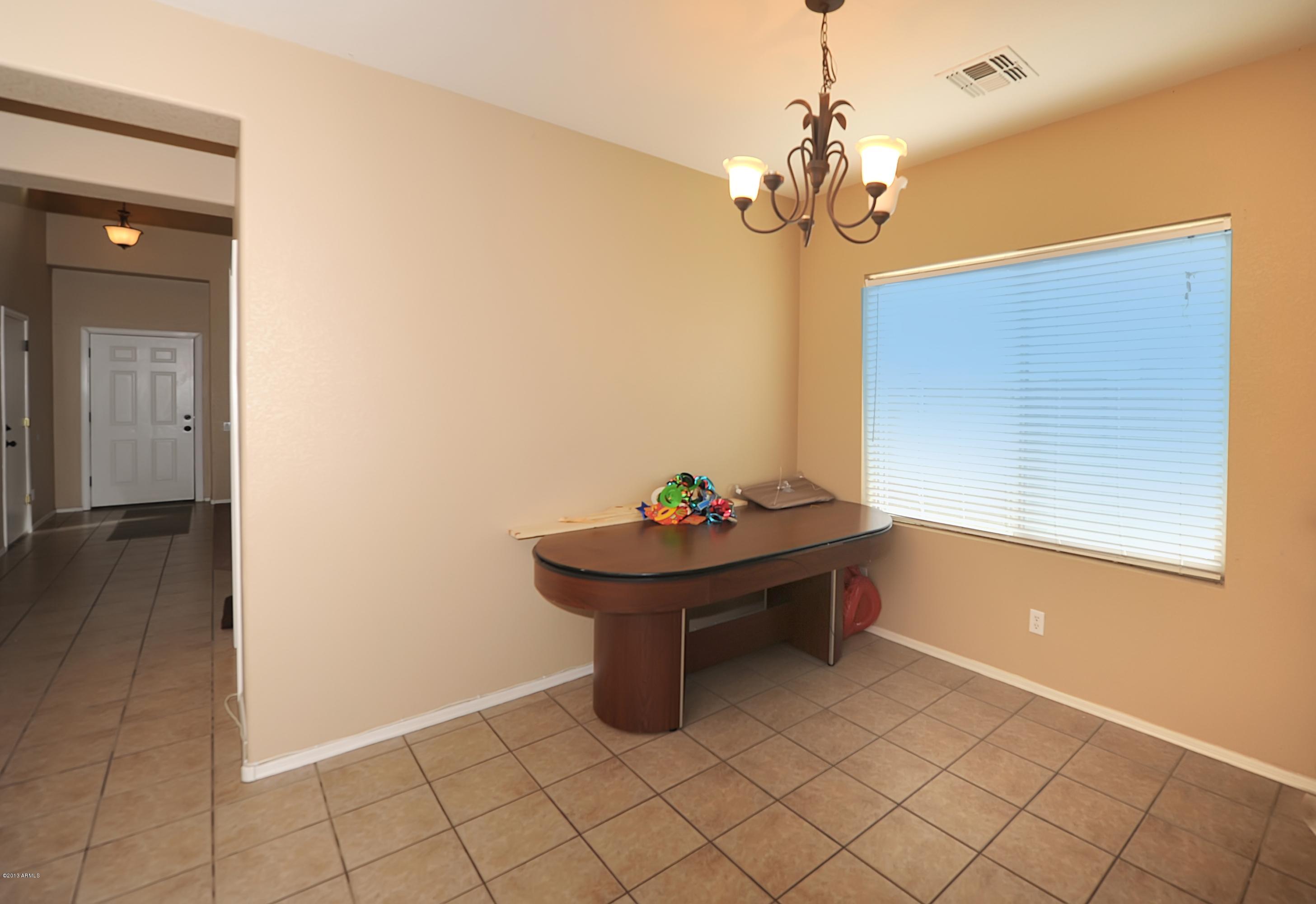 9120 West Berkeley Road Phoenix, AZ 85037 - Photo 6 of 24 R-Berkeley(MB)0009