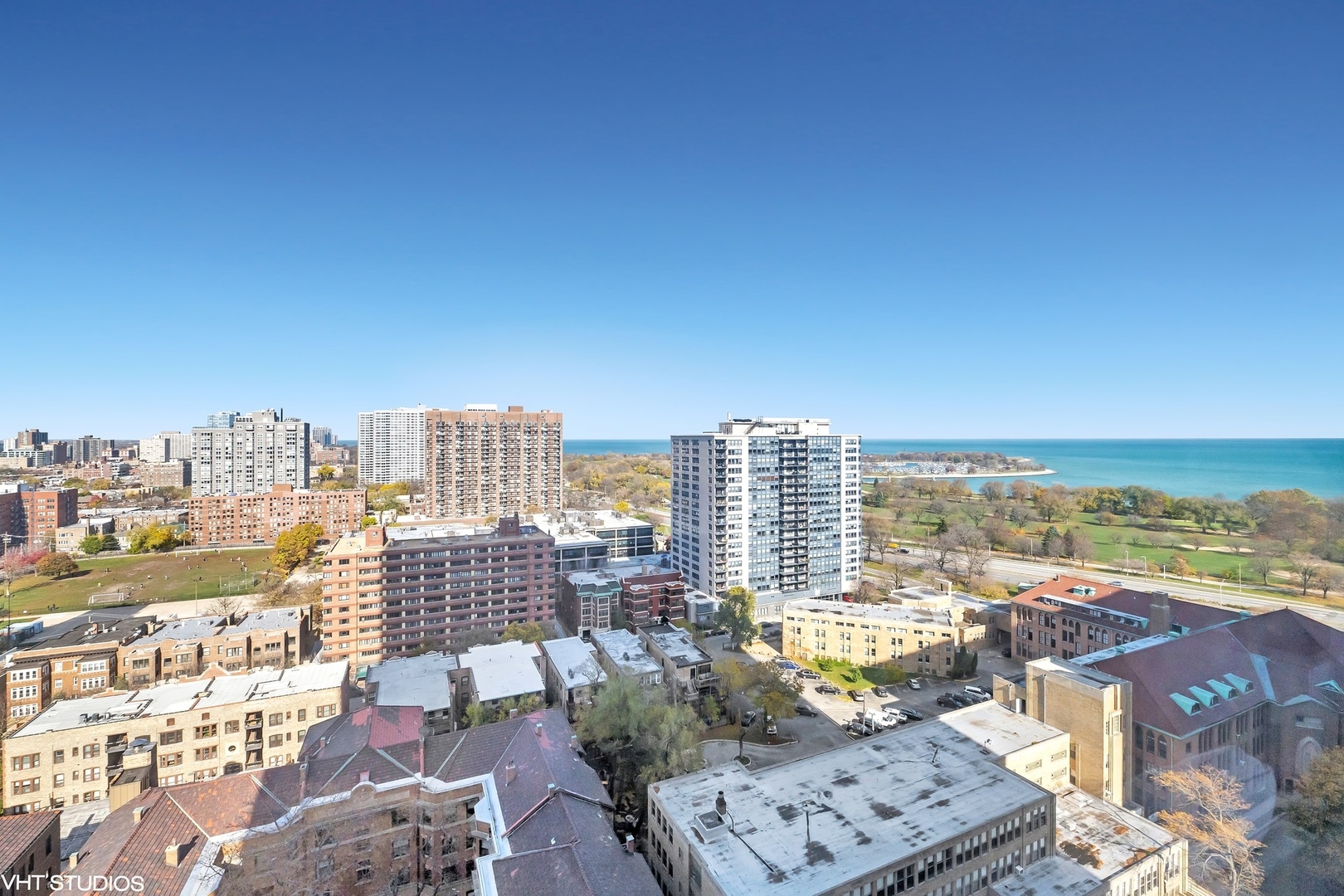 655 West Irving Park Road, Unit 1912 Chicago, IL 60613 - Photo 4 of 29 a view of city with ocean