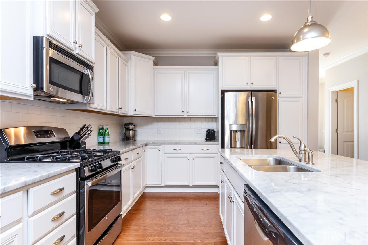 768 Fallon Grove Way Raleigh, NC 27608 - Photo 6 of 25