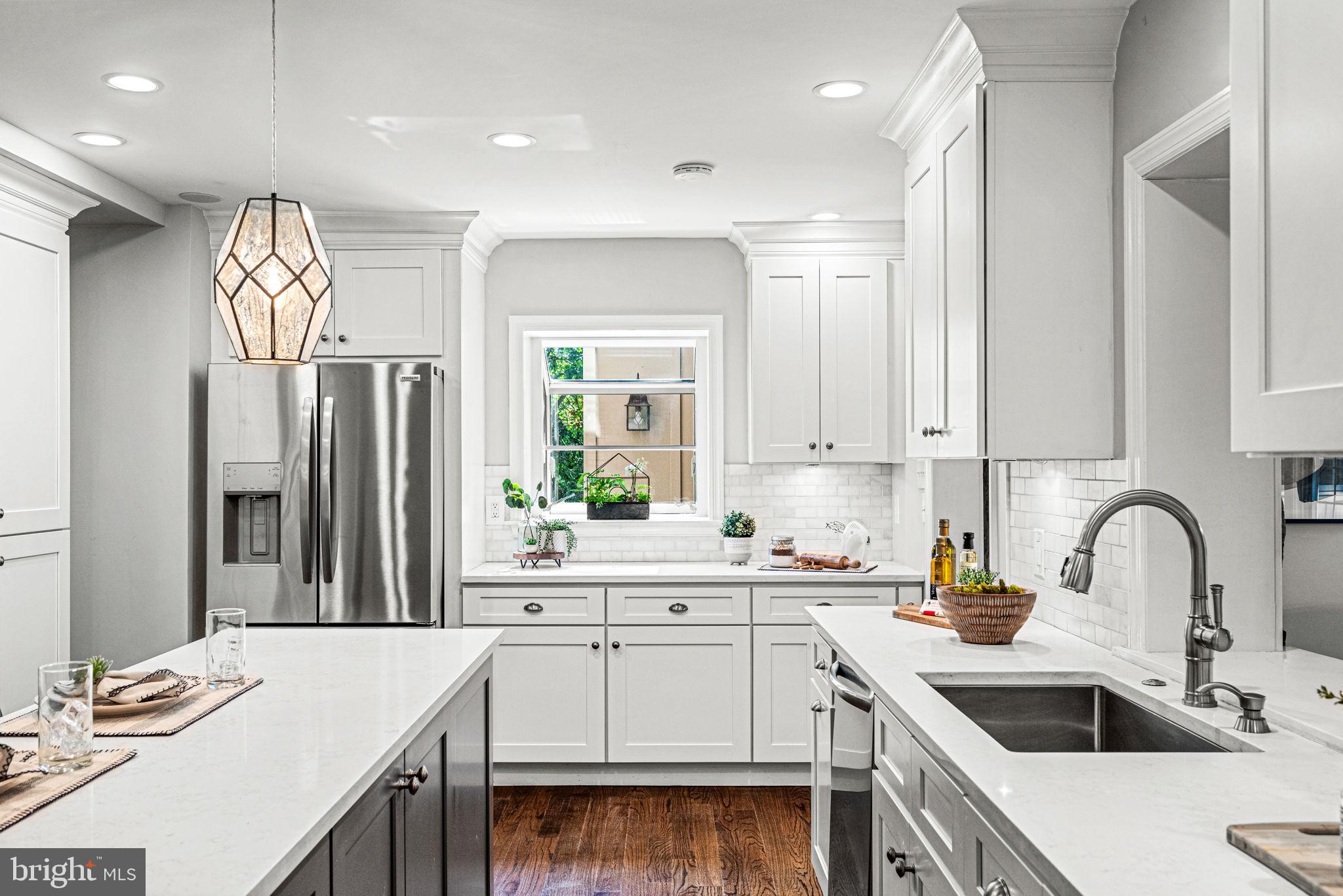 79 Crestline Road Wayne, PA 19087 - Photo 18 of 51 Gourmet kitchen