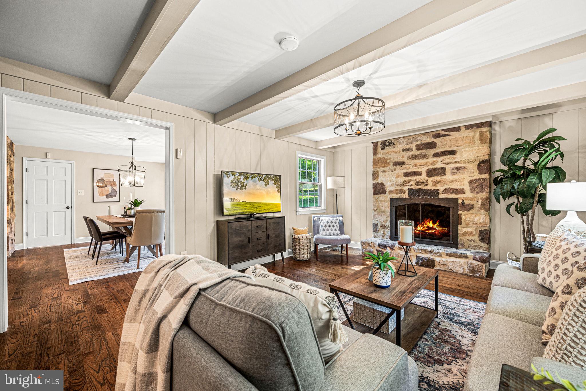 79 Crestline Road Wayne, PA 19087 - Photo 19 of 51 Family room - wood beams on ceiling
