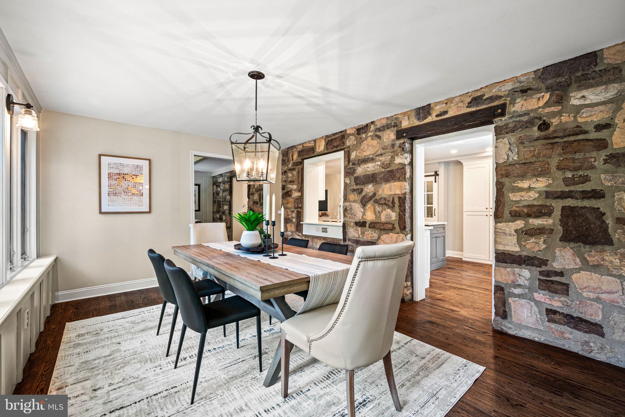 79 Crestline Road Wayne, PA 19087 - Photo 23 of 51 Dining room - exposed stone wall