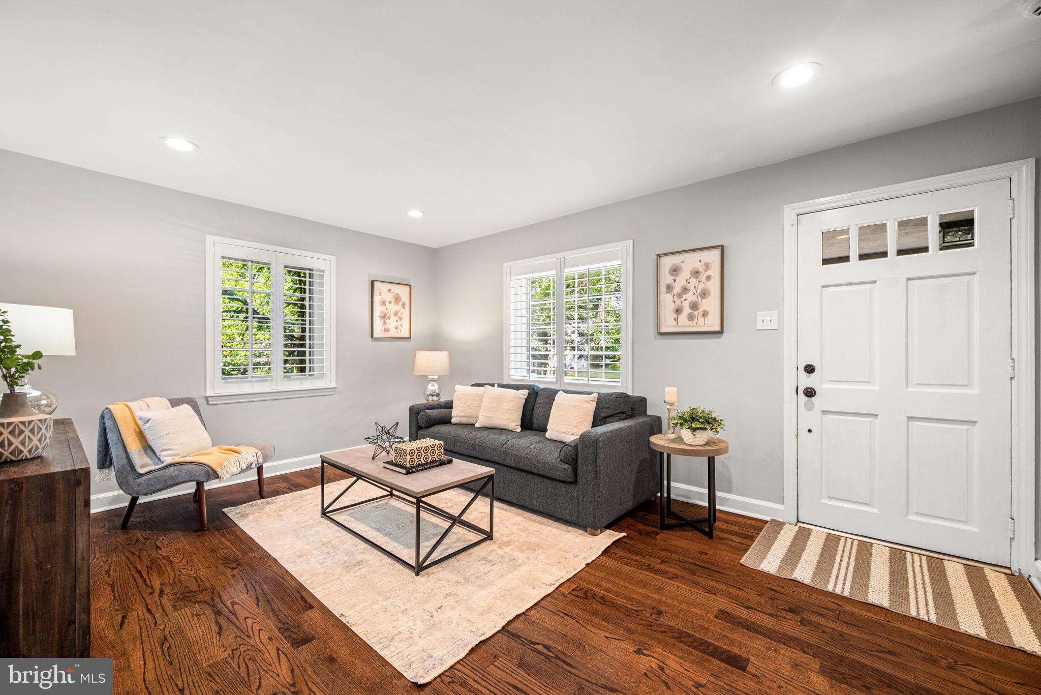 79 Crestline Road Wayne, PA 19087 - Photo 9 of 51 Living room - plantation shutters