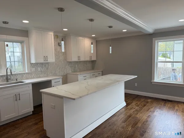 $639,900 | 420 Greenwood Street, Bridgeport, CT 06606