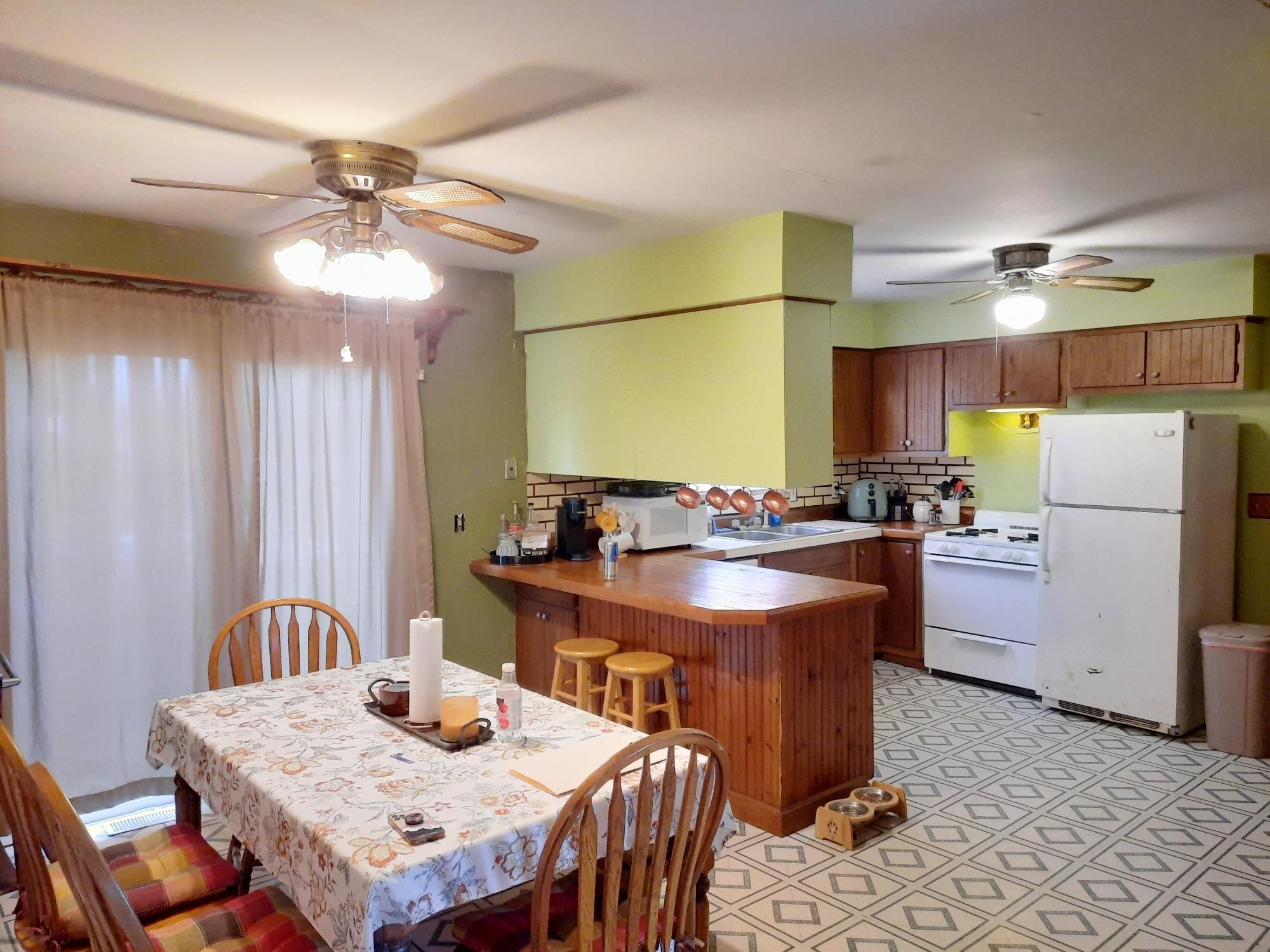 5347 East Carpenter Road Flint, MI 48506 - Photo 16 of 31 50127780-15.JPG