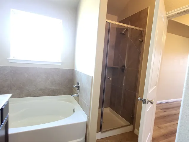 $2,200 | 1906 Howth Avenue, Houston, TX 77051