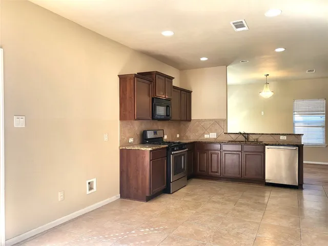 $2,200 | 1906 Howth Avenue, Houston, TX 77051