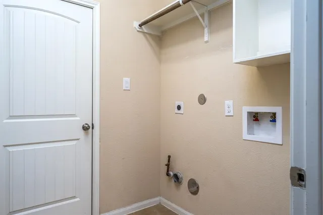 $2,200 | 1906 Howth Avenue, Houston, TX 77051