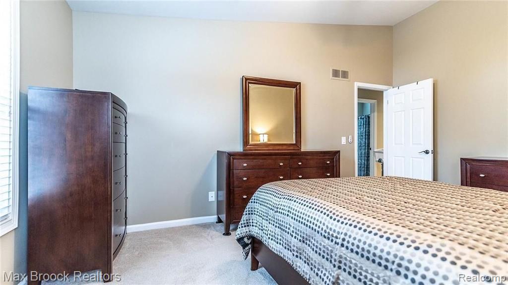 40014 Crosswinds Road Novi, MI 48375 - Photo 19 of 39