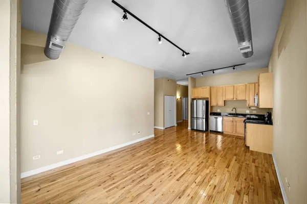 $2,900 | 910 West Madison Street, Unit 609, Chicago, IL 60607