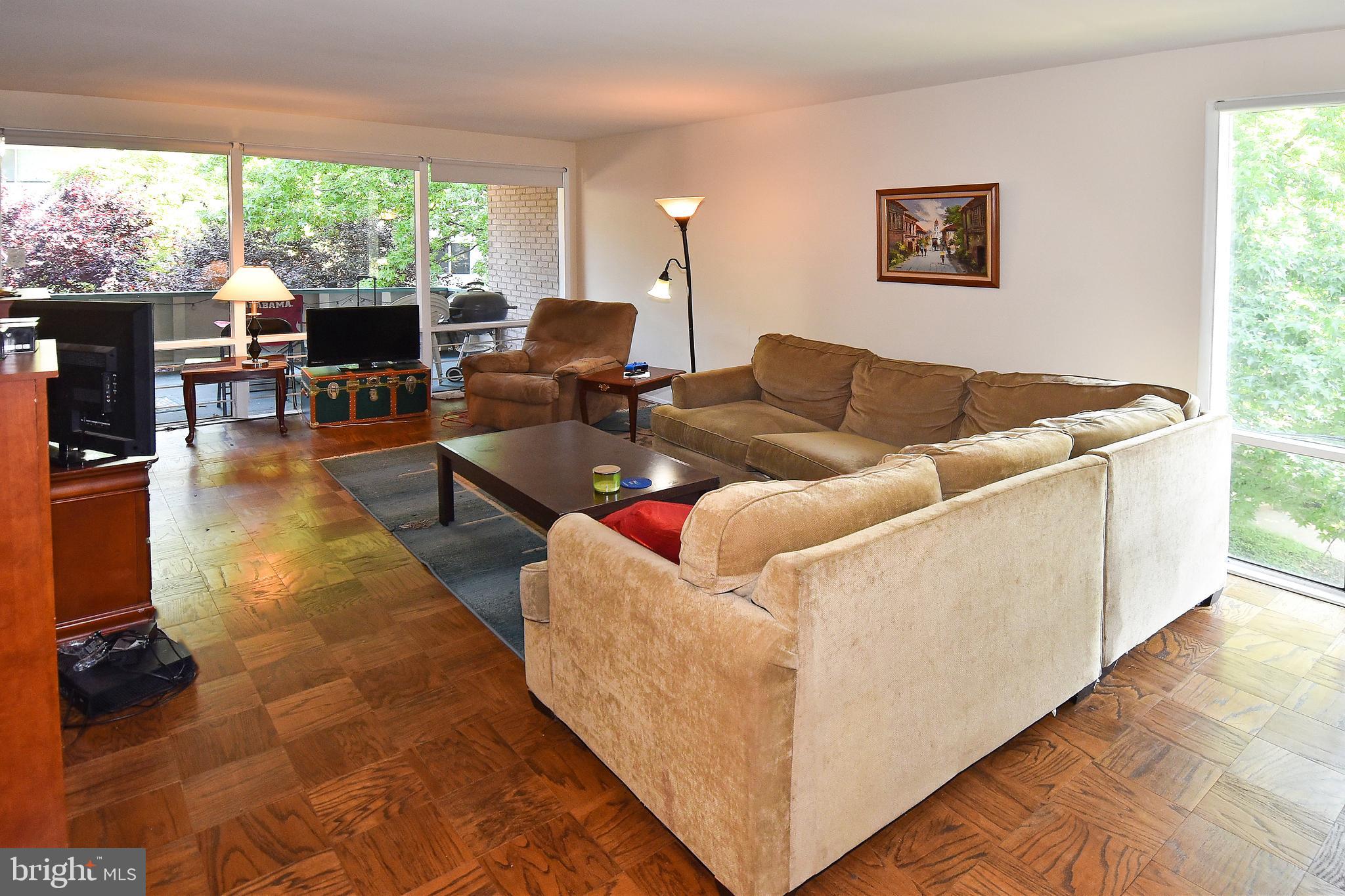 124 Haycock Road, Unit C1 Falls Church, VA 22046 - Photo 6 of 26