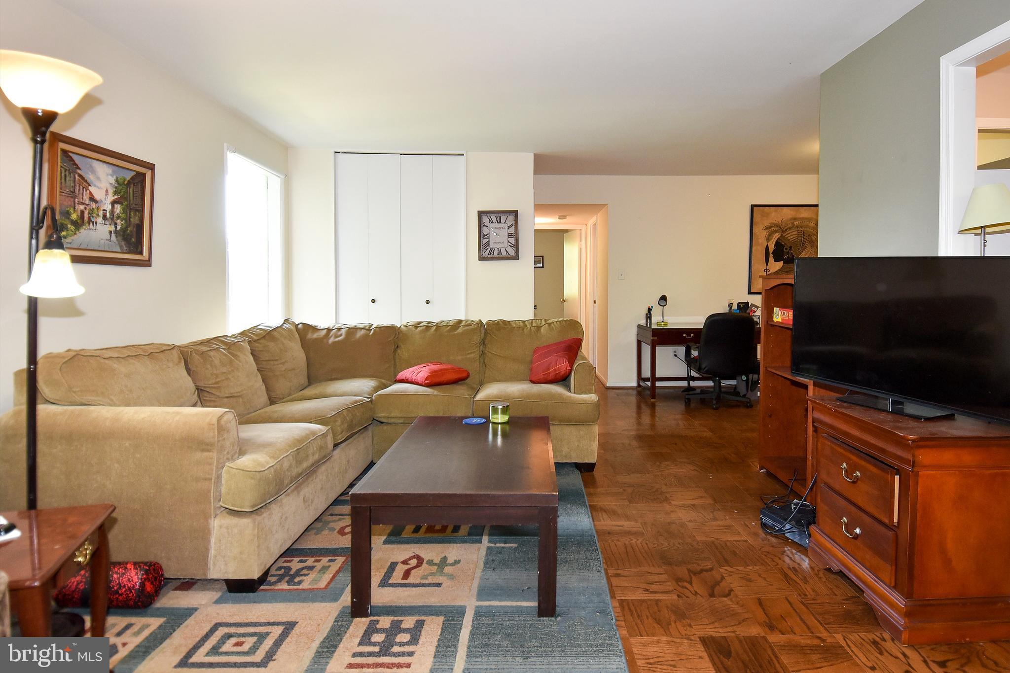124 Haycock Road, Unit C1 Falls Church, VA 22046 - Photo 8 of 26