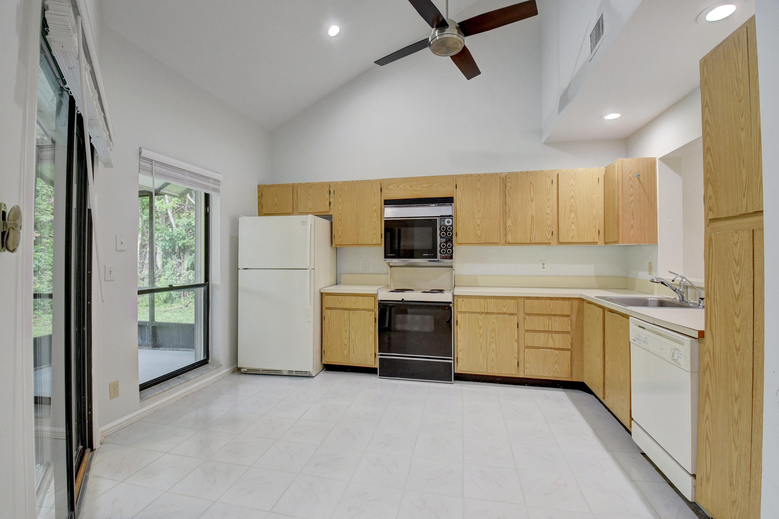 9256 Ketay Circle Boca Raton, FL 33428 - Photo 6 of 30 Virtuals1 (6)