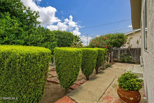 $950,000 | 1520 West 107th Street, Los Angeles, CA 90047