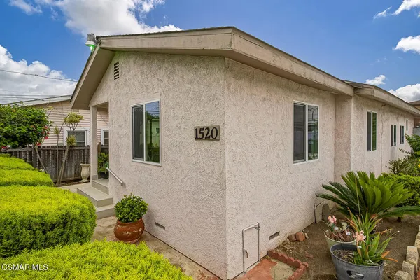 $950,000 | 1520 West 107th Street, Los Angeles, CA 90047