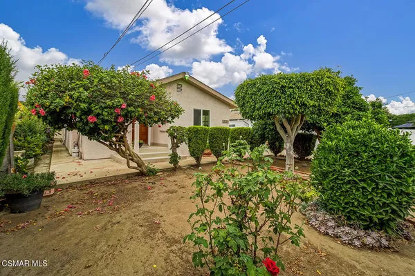 $950,000 | 1520 West 107th Street, Los Angeles, CA 90047