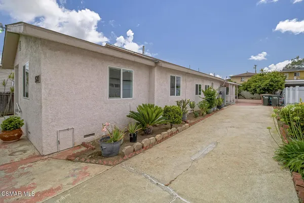 $950,000 | 1520 West 107th Street, Los Angeles, CA 90047