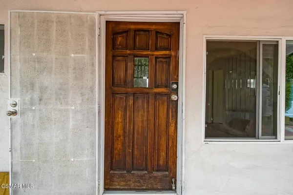 $950,000 | 1520 West 107th Street, Los Angeles, CA 90047
