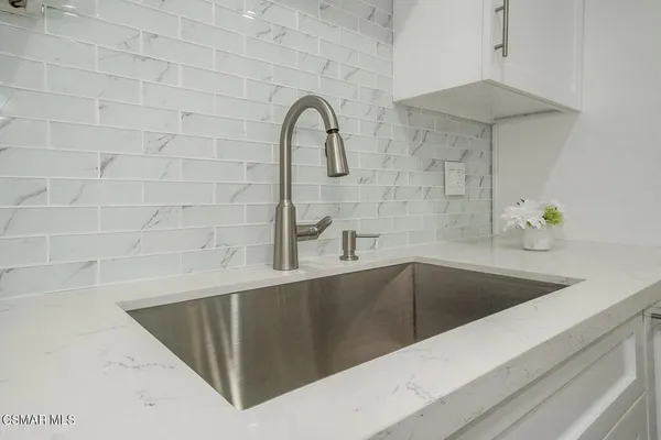 $950,000 | 1520 West 107th Street, Los Angeles, CA 90047