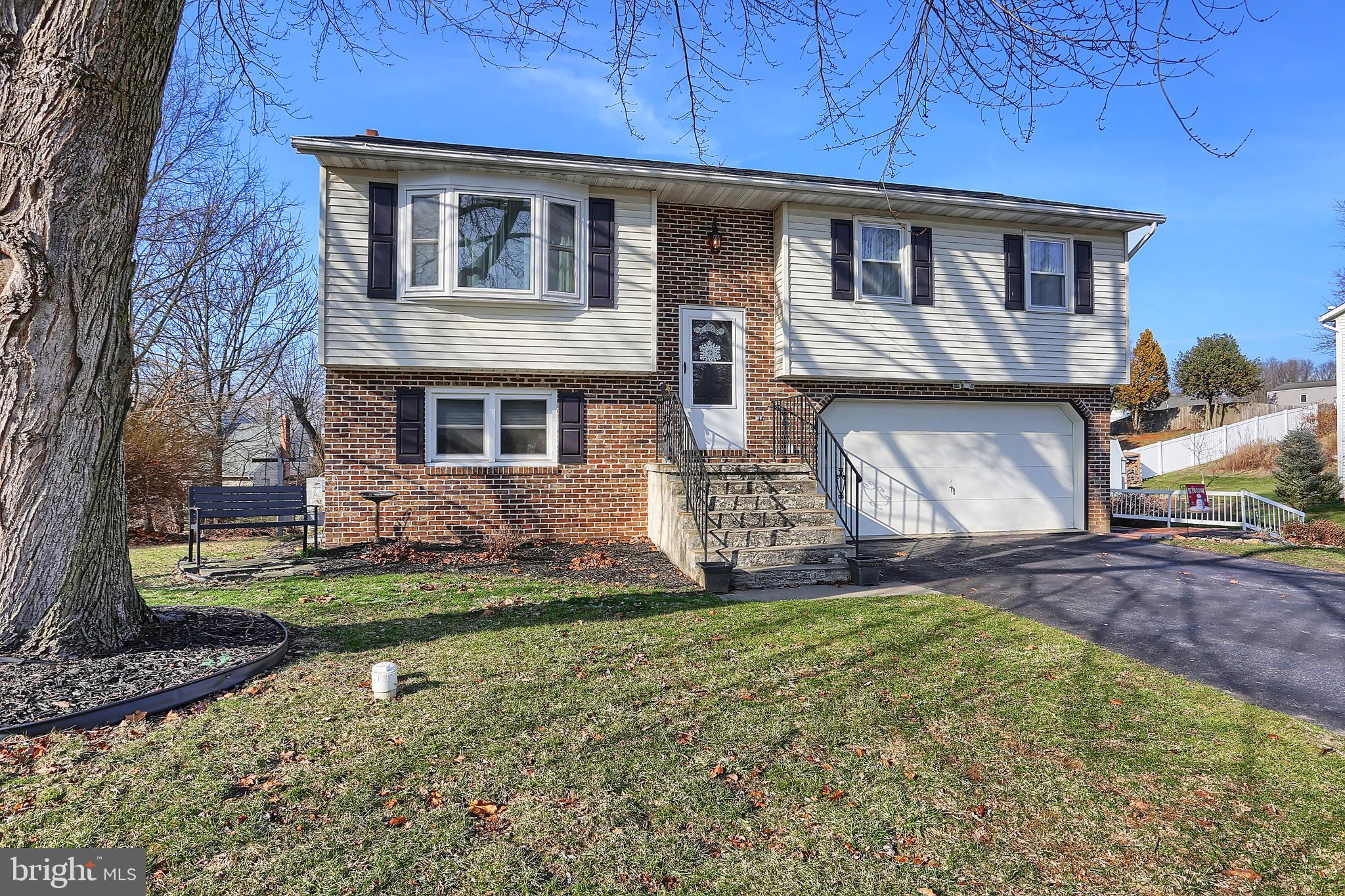 82 Browning Road Lancaster, PA 17602 - Photo 1 of 27 Gallery Image 1