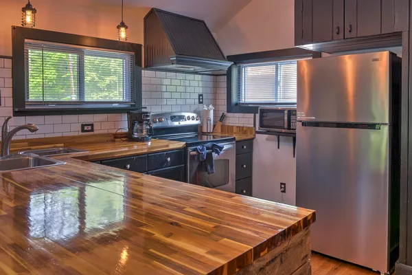$345,000 | 49 Forest Lake Circle, Winchester, NH 03470