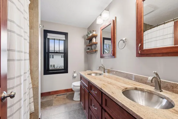 $469,900 | 316 Lakeview Terrace Boulevard, Waconia, MN 55387